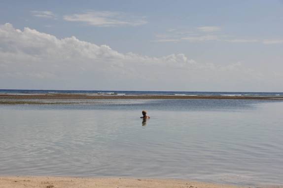 Mergulho em Bando Beach, praia privada em Utila, ilha no litoral norte de Honduras